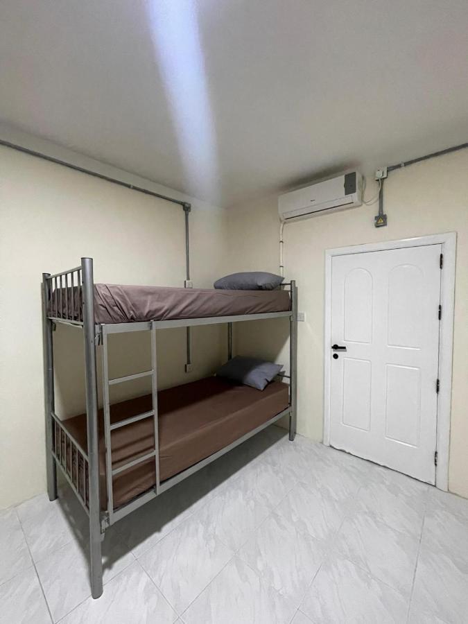 Ommi Hostel Saint Julian's Екстериор снимка