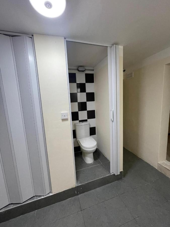 Ommi Hostel Saint Julian's Екстериор снимка