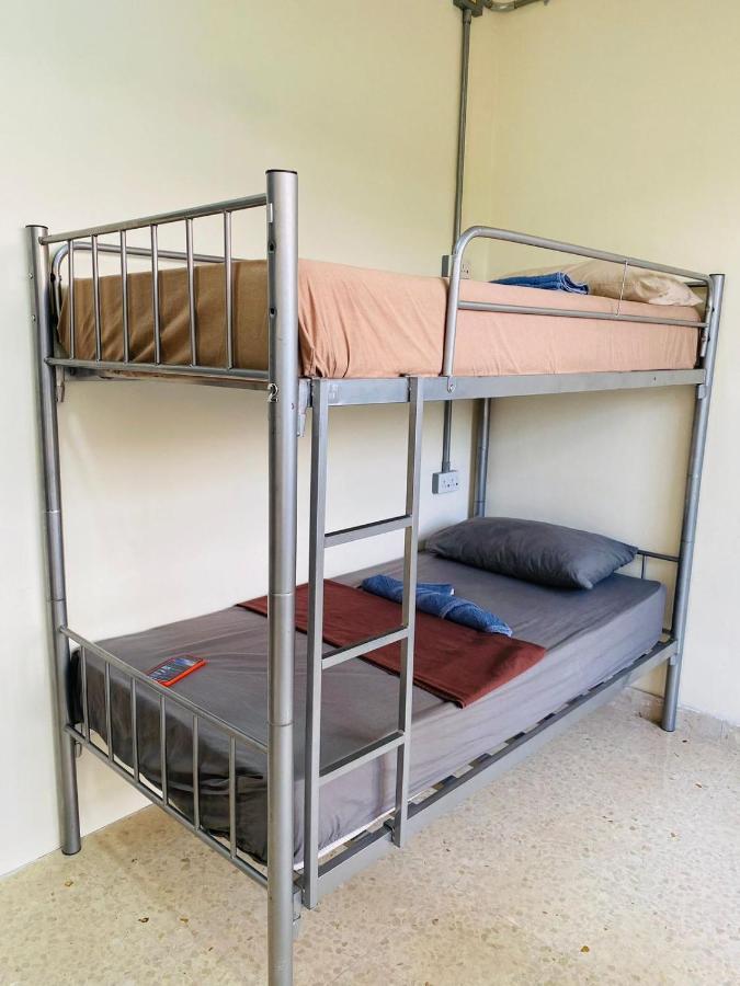 Ommi Hostel Saint Julian's Екстериор снимка