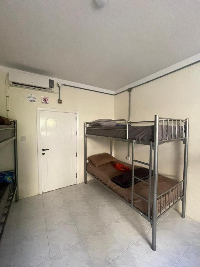 Ommi Hostel Saint Julian's Екстериор снимка